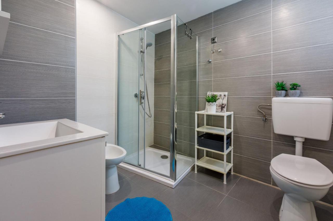 Apartments Kalla ซริกเวนิซา ภายนอก รูปภาพ