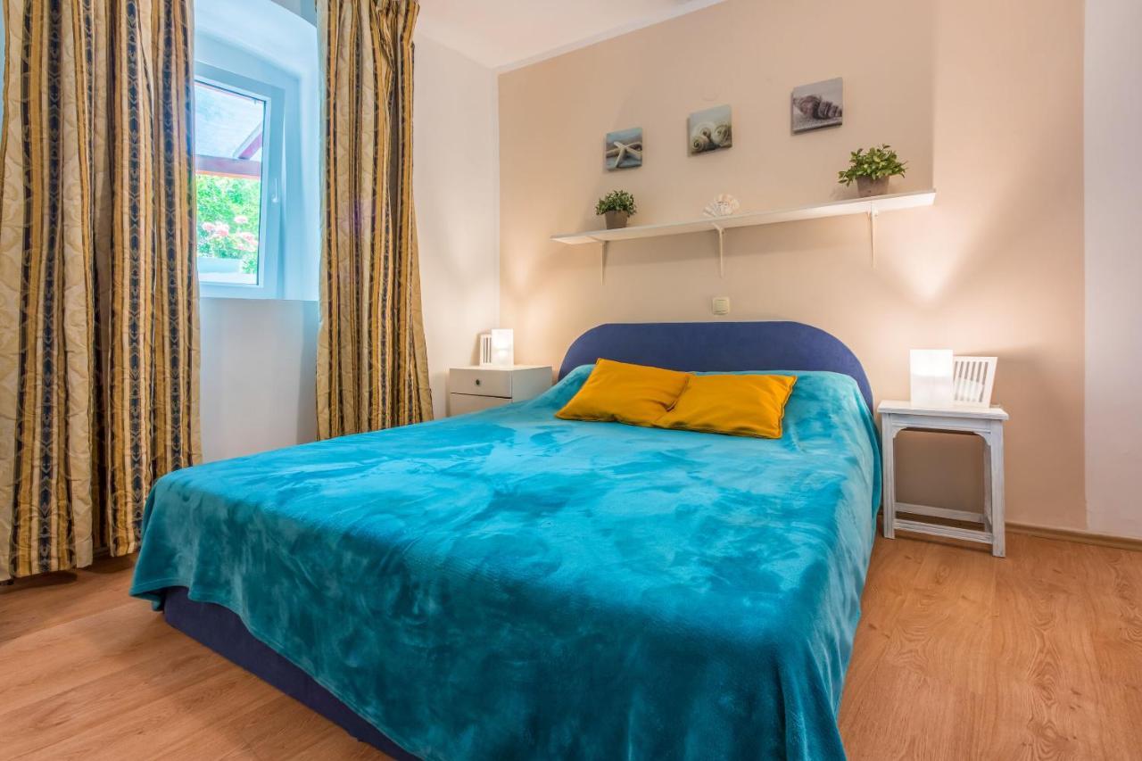 Apartments Kalla ซริกเวนิซา ภายนอก รูปภาพ